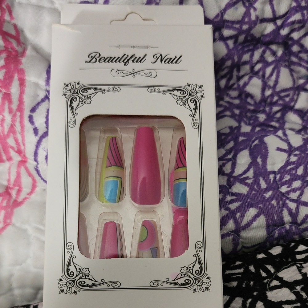 Beautiful Nail Pink and Multicolor Press-On Set